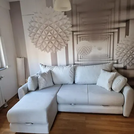 Lux Lomina Apartmán *